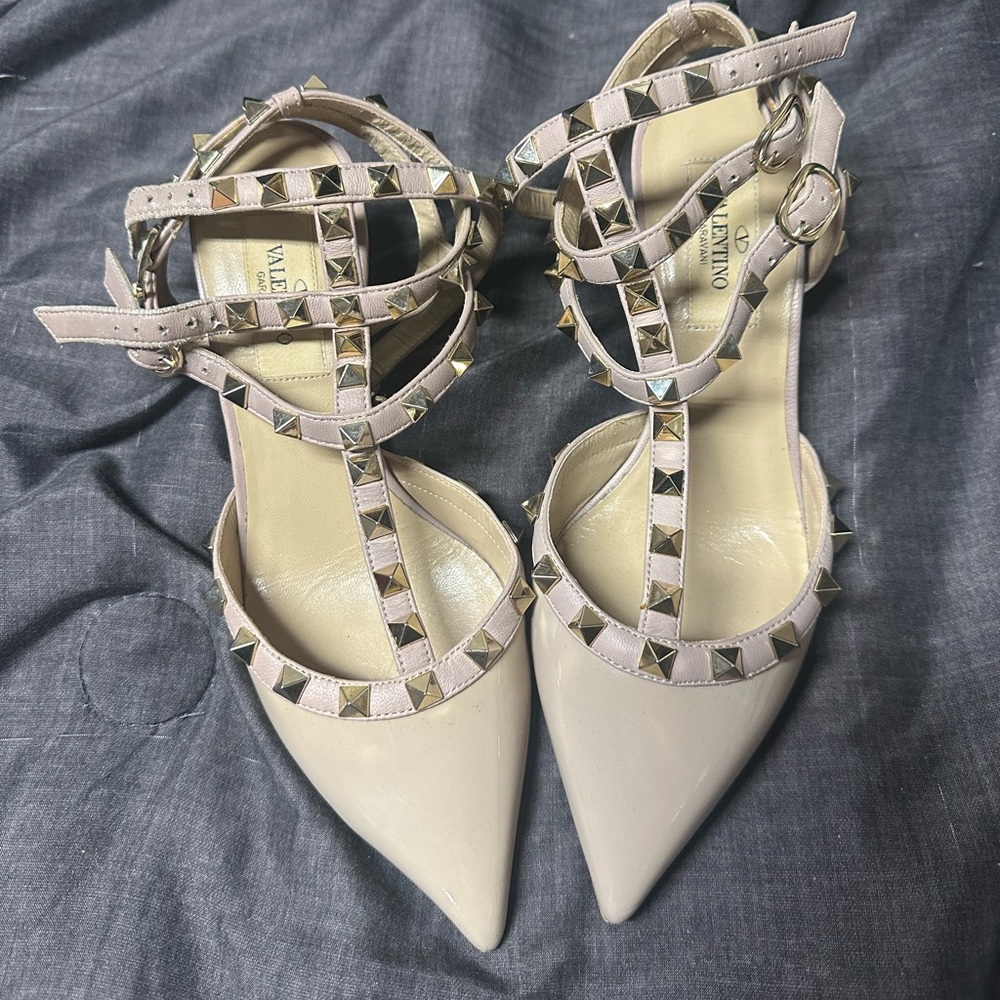 Valentino RockStud heels Poudre